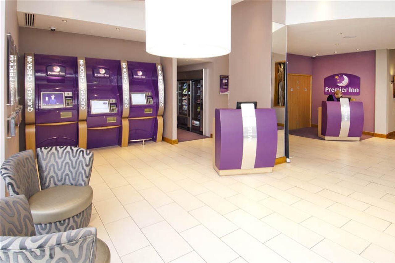 Premier Inn London City Exteriör bild