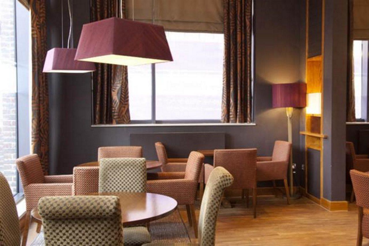Premier Inn London City Exteriör bild